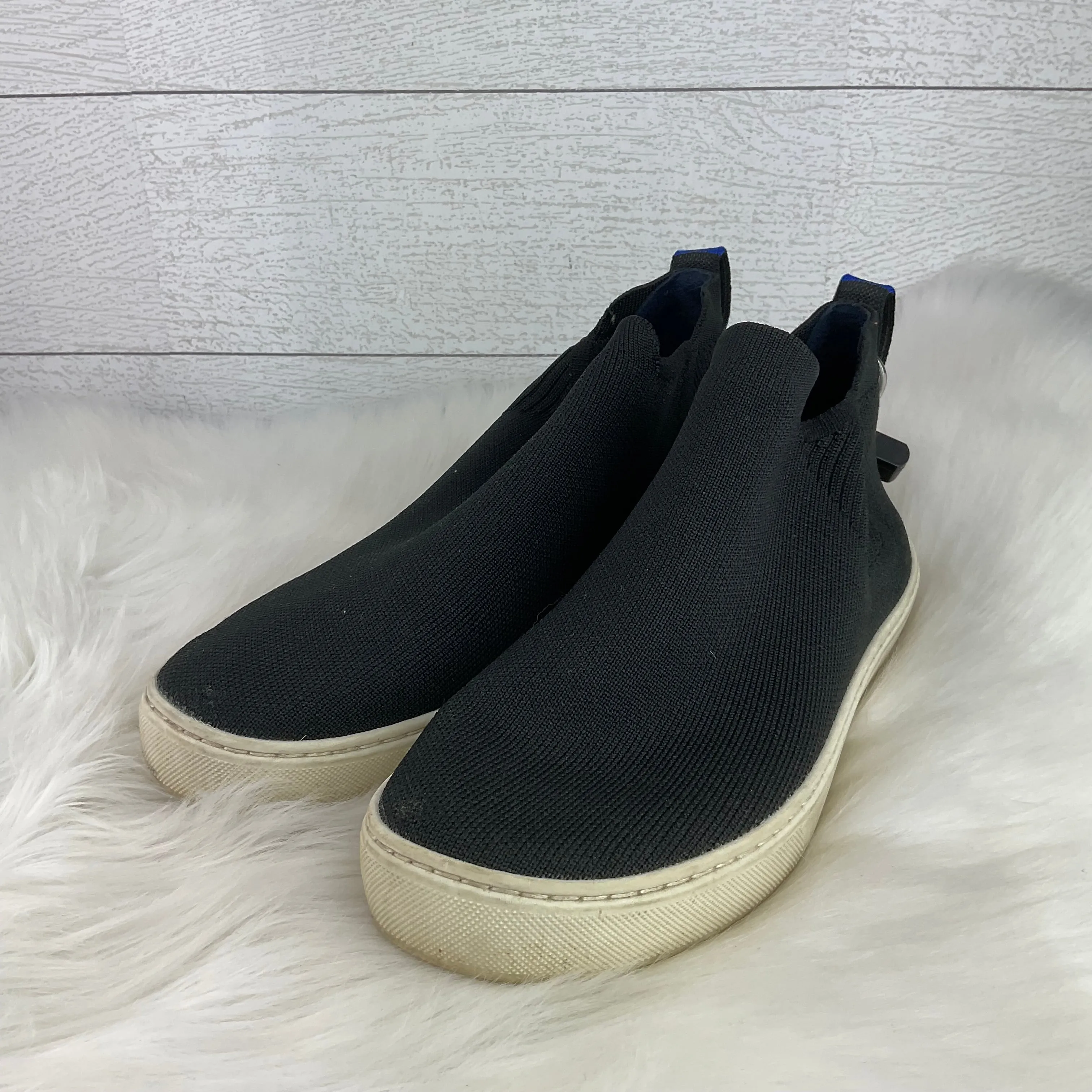 Black Shoes Sneakers Rothys, Size 8
