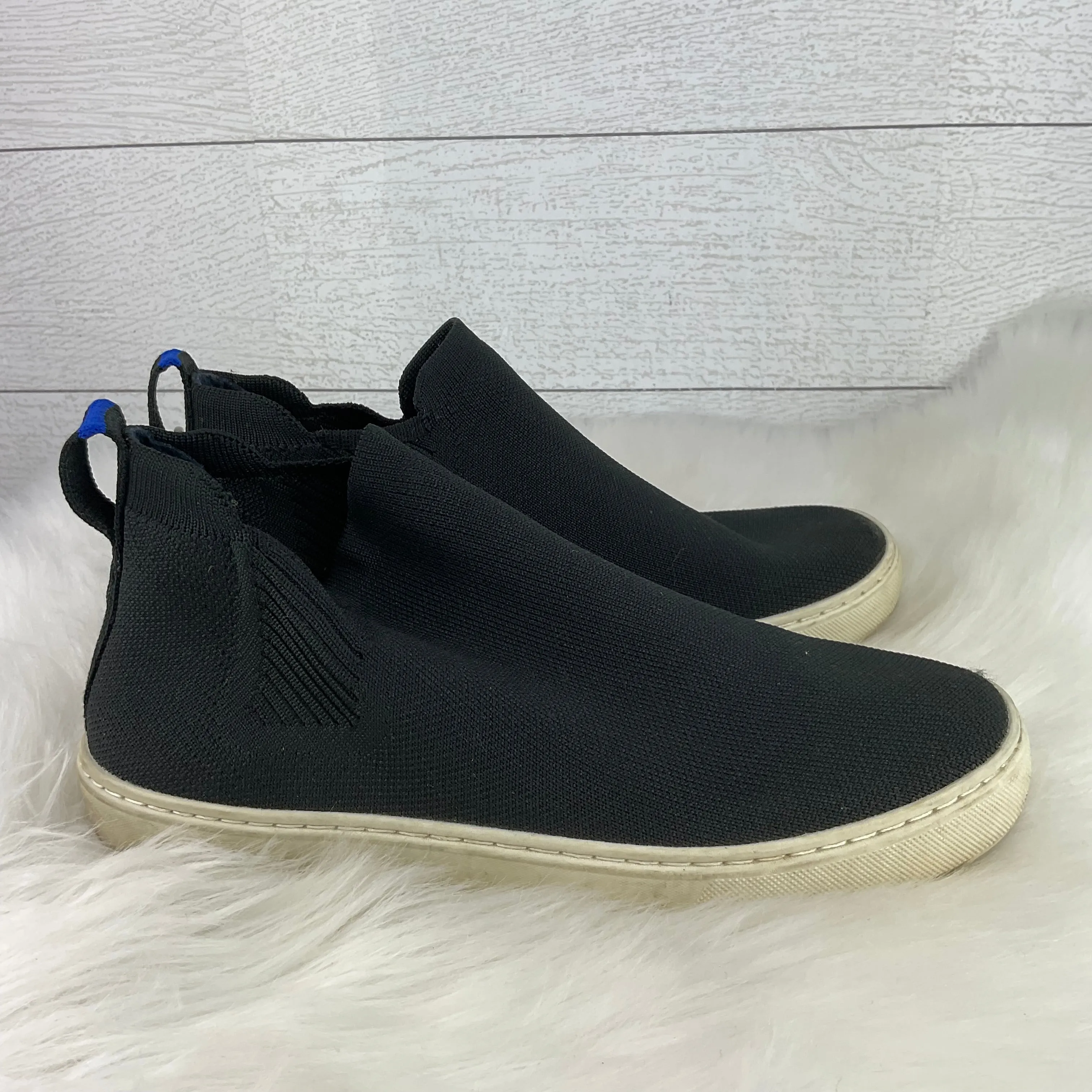 Black Shoes Sneakers Rothys, Size 8
