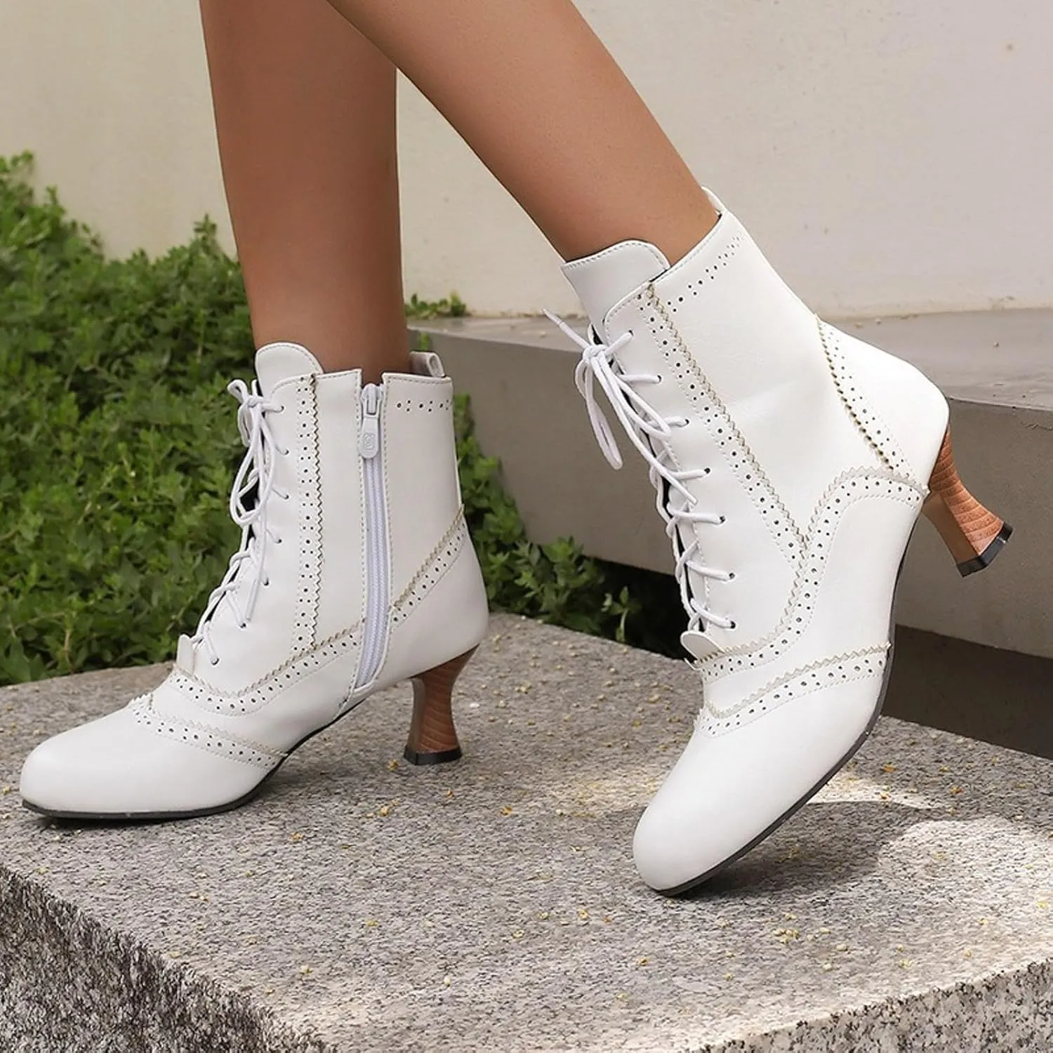 Boots for Women Wide Calf,Vintage Lace Up Victorian Boots Western Kitten Heel Ankle Boots with Zip Party Dance Shoes