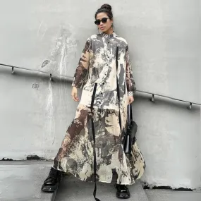Chic Abstract Print Maxi Shirt Dress with Long Sleeves