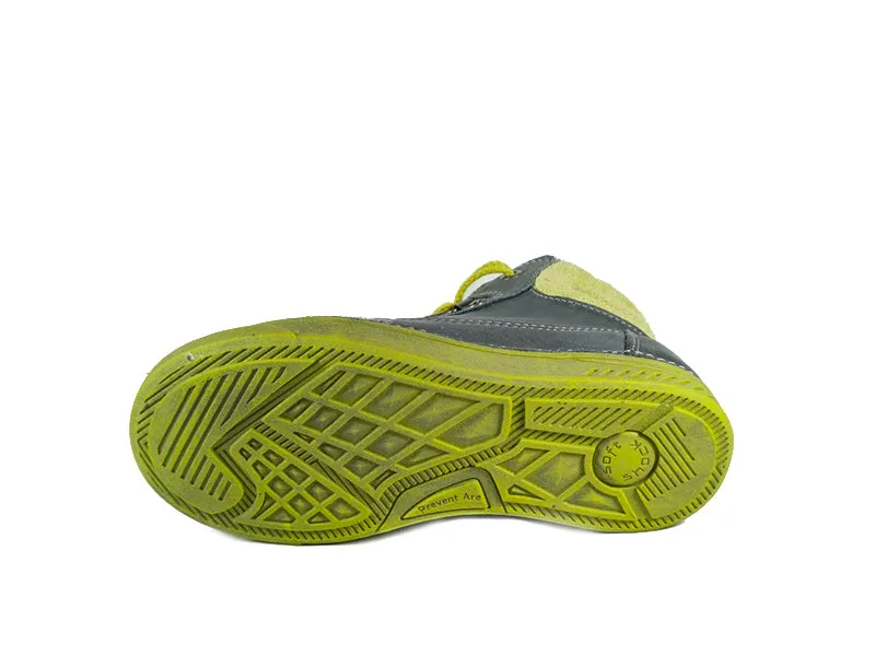 D.D. Step big kid boy shoes/winter boots with faux fur insulation grey with neon green size US 13-4